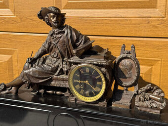 Monstrózní mramorové hodiny ve skvělém stavu. Francie.