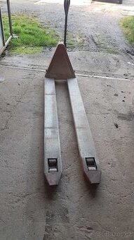 Ruční paletový vozík