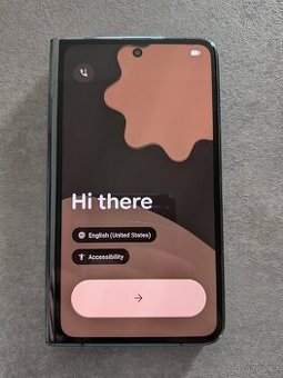 Google Pixel Fold (na díly, plně funkční oba displeje)