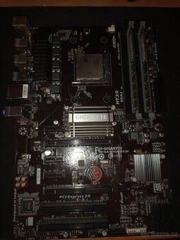 FX-8350 + 16GB RAM + deska AM3