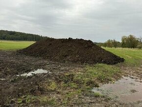 Zahradní zemina a kompost