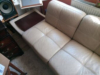 Sedačka rohová kožená