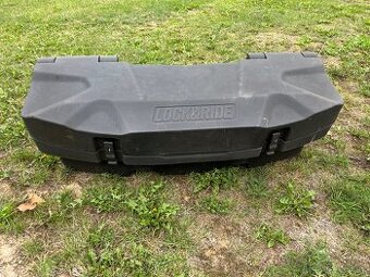 Zadní kufr na čtyřkolku