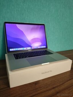 MacBook Pro 15 2016 | i7 • 16GB • 256GB