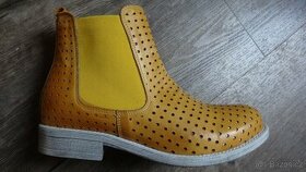 Luxusní nové kožené boty Andrea Conti