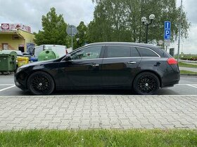 Opel Insignia 2.0T - 1