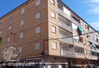Byt 3+1 71 m2 s terasou, 600 metrů od moře Torrevieja, Španě