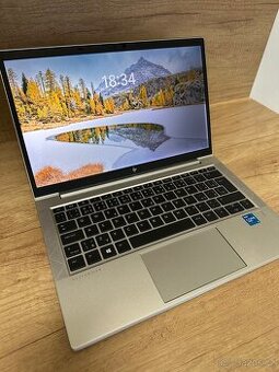 HP EliteBook 830 G8 i5/16GB/ 240 GB SSD – TOP STAV + záruka