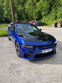 Dodge charger 5,7 hemi v8