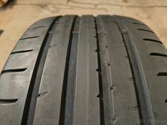 255/40 R19 Goodyear Eagle F1