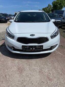 Kia ceed 1.6 diesel...naj...136000 Km - 1