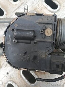 Škoda Octavia 2 mechanismus stěračů