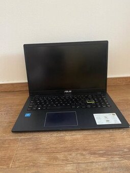 ASUS E510 – skvělý stav, ještě v záruce