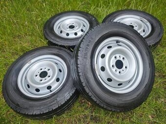 Kompletní letní ZÁTĚŽOVÁ ocelová kola - 215/70 R15 C - 5x118