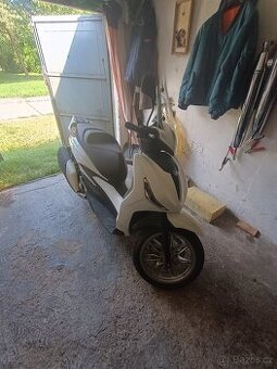 Piaggio bewerly 400 hpe