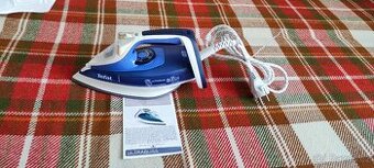Žehlička napařovací Tefal