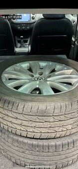 Prodám alu kola original vw tiguan r17 s pneu 235/55 R17
