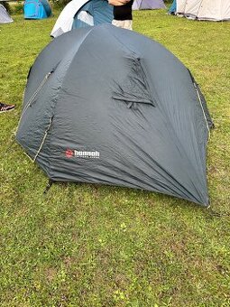 Stan Hannah Outdoor - 1