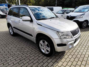 Suzuki Grand Vitara 2,0i 103KW AWD ČR 2.MAJ TOP CEBIA XENONY