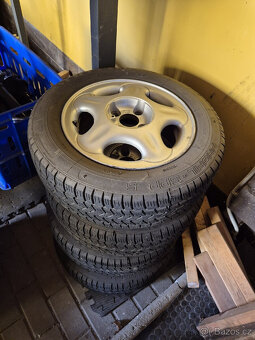 Lité disky a letní gumy 175 65 R14 (CORSA, FELICIA)