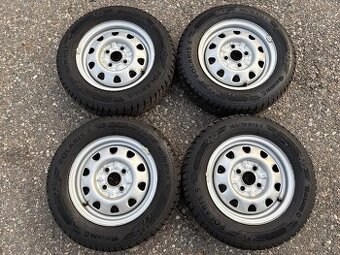 Zimní kola Škoda Felicia 165/70 r13 Barum