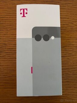 Mobilni telefon T Phone3