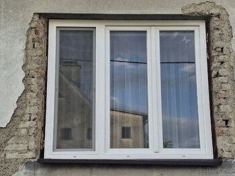 3dílné plastové okno