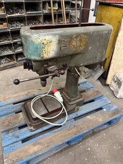 Vrtačka stolní Jihokov 16