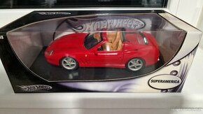 Hot Wheels Ferrari Superamerica 1:18 Nové
