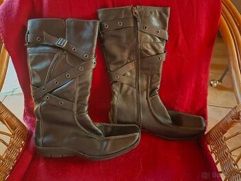 Dámské černé kožené kozačky