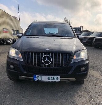 ml 164 / Mercedes-benz ML 164 facelift DÍLY ml164 // ml díly