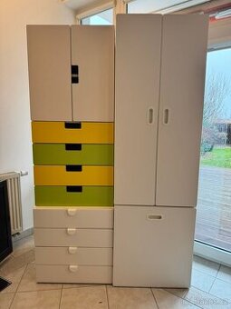 IKEA dětské skříně STUVA – 2x vysoká skříň/komoda do dětskéh