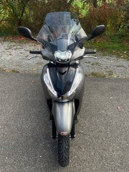 Honda SH 300 i ABS
