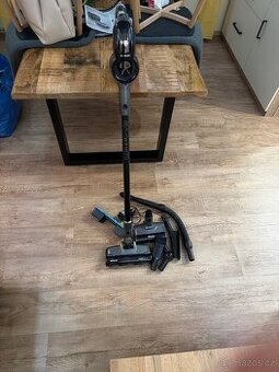 Tyčový vysavač Sencor