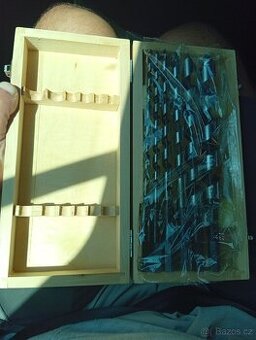 Sada hadovitych vrtáků