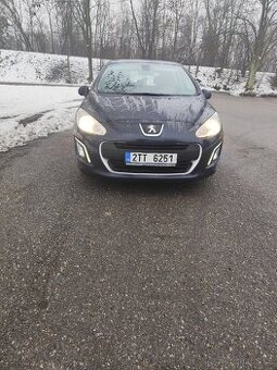 Peugeot 308 1.6 HDi,68 kW,r.v.2013,