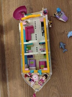 Lego friends loď