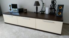 Designová nízká skříňka Palermo