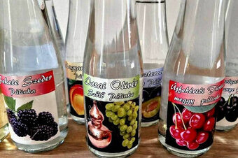 Přebytky pálenky - slivovice + domácí likéry