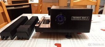 Diaprojektor PELENG (výrobce SSSR)