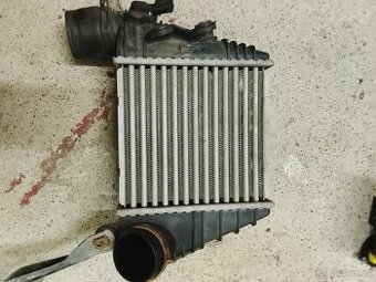 Škoda octavia 1.9 tdi   81 kw interkoler