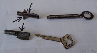 Prodám 2 vložky s klíči do obyčejných zámků