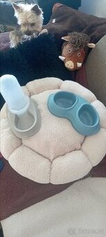 Pelíšek 53cm+misky