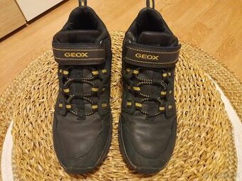 GEOX chlapecké vel. 35