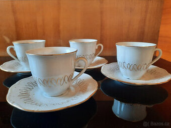 Starožitné čajové hrnky