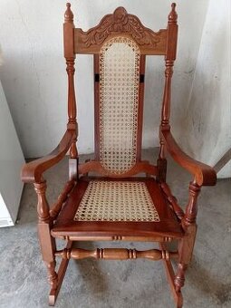 Křeslo houpací - masivní dřevo