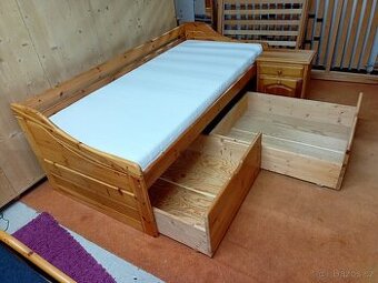 Prodám hezkou postel z masivu 90 x 200 cm se šuplíky a noční