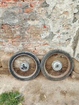 Kola jawa 555 pařes