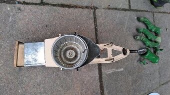 Mlynek na strouhankou, orechy