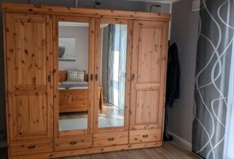 Luxusní ložnicová sestava z masivního dřeva,6671